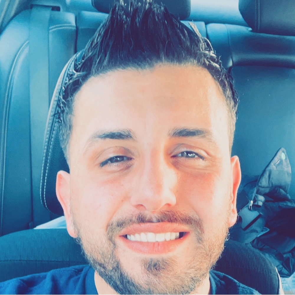 Meet your Posher, Admir